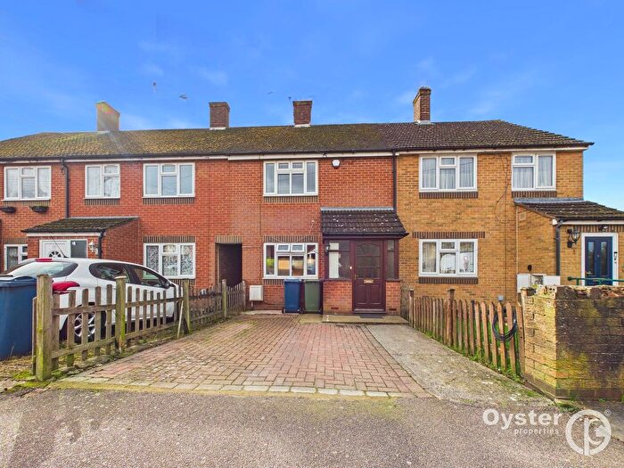 3 Bedroom Terraced House For Sale In Whittlesea Road, Harrow, HA3