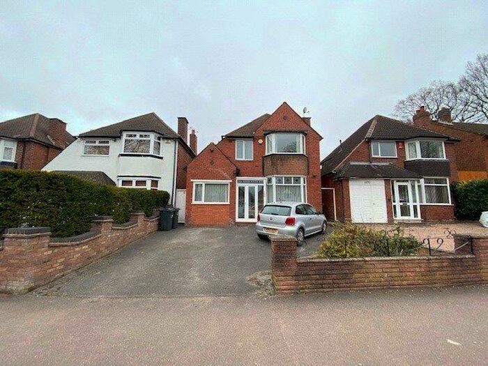 4 Bedroom Detached House To Rent In Stratford Road, Hall Green, Birmingham, West Midlands, B28