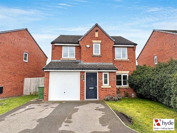 4 Bedroom Detached House For Sale In Hardys Close, Radcliffe, Bury., M26