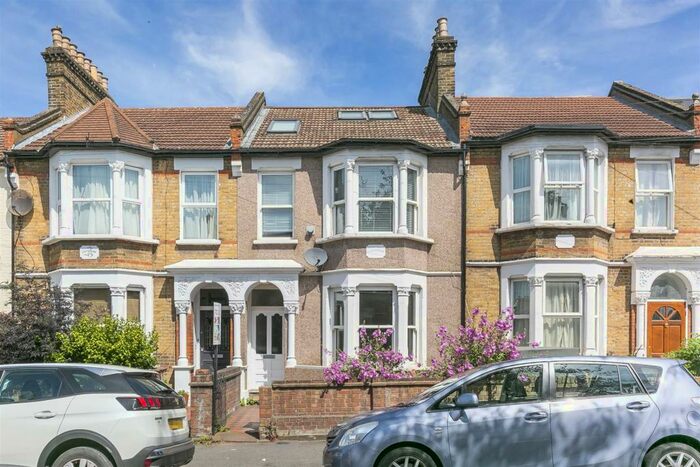 3 Bedroom Terraced House To Rent In Priory Avenue, Walthamstow, London, E17