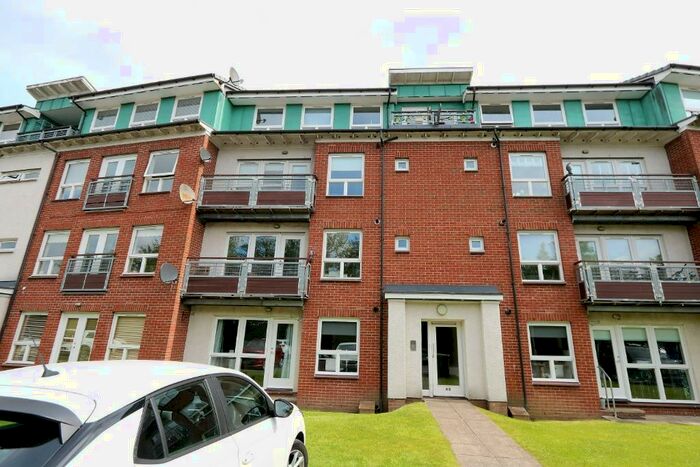 2 Bedroom Flat To Rent In Strathblane Gardens, Glasgow, G13