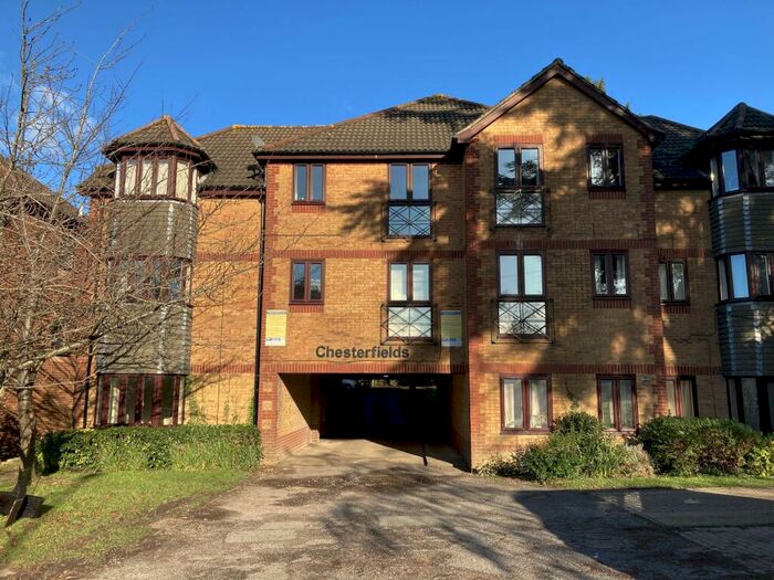 Apartment To Rent In Chesterfields, Southampton, SO18