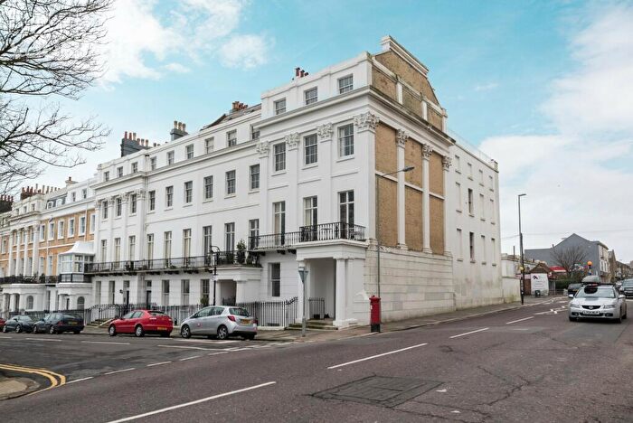 1 Bedroom Flat To Rent In Sussex Square, Brighton, East Sussex, BN2