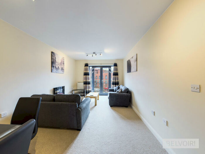 2 Bedroom Flat To Rent In Newhall Court, George Street, Birmingham, B3