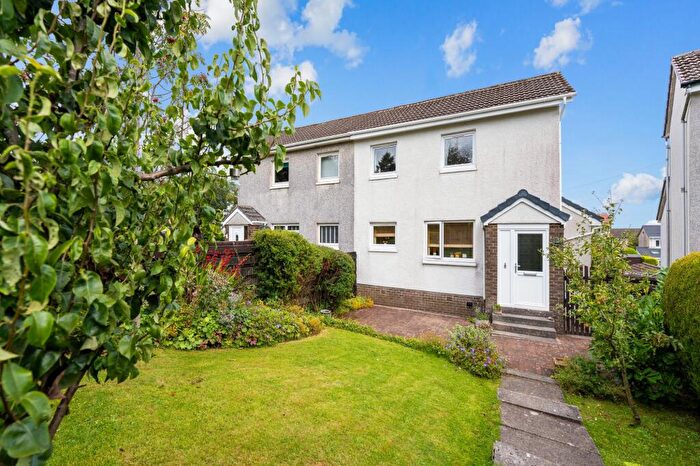 3 Bedroom Semi-Detached House For Sale In Bonnyton Drive, Eaglesham, G76