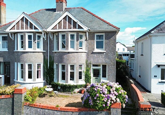 3 Bedroom Semi-Detached House For Sale In Pill Lane, Milford Haven, Pembrokeshire., SA73