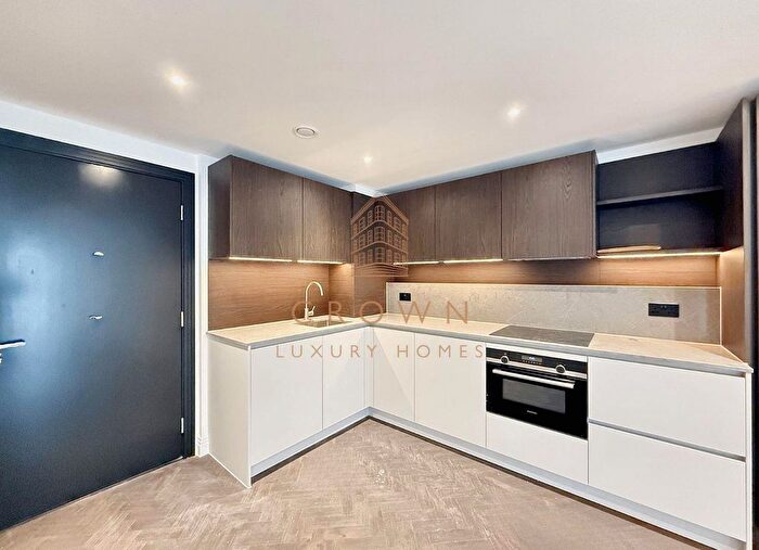 1 Bedroom Flat To Rent In Halcyon House, Royal Eden Dock, E16