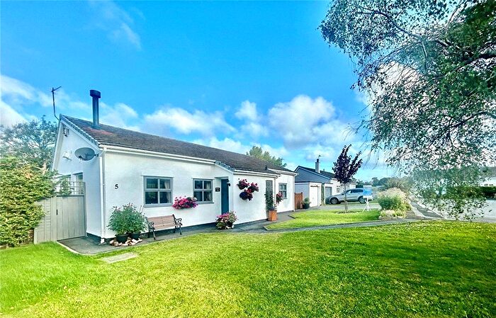 3 Bedroom Bungalow For Sale In Traeth Coch Uchaf, Red Wharf Bay, Isle Of Anglesey, LL75