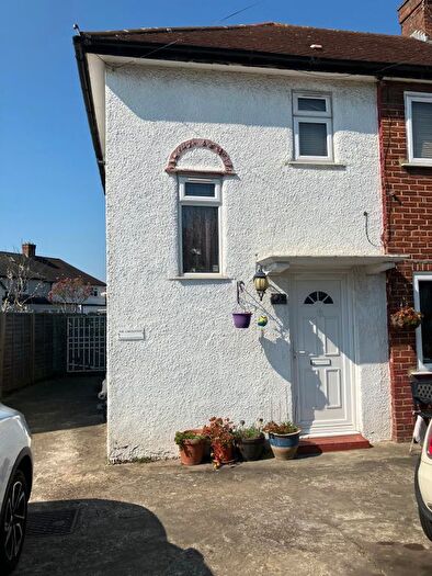 1 Bedroom Property To Rent In Thomson Crescent, Croydon, CR0