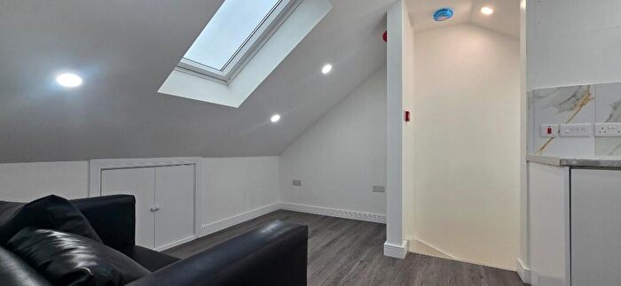 1 Bedroom Apartment To Rent In Stafford Road, Croydon, London, CR0