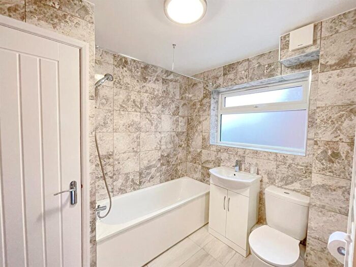 2 Bedroom Apartment To Rent In Frimley Green Road, Frimley, GU16