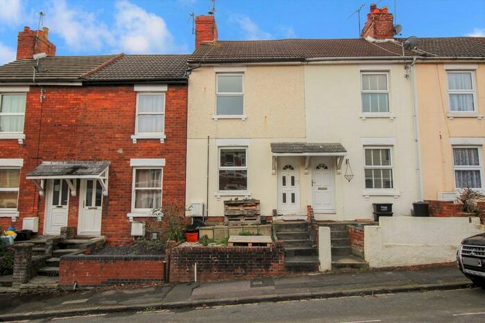 2 Bedroom Terraced House To Rent In Swindon Road, Old Town, Swindon, SN1