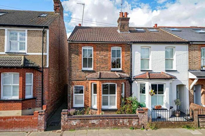 3 Bedroom End Of Terrace House For Sale In Kimberley Road, St. Albans, AL3