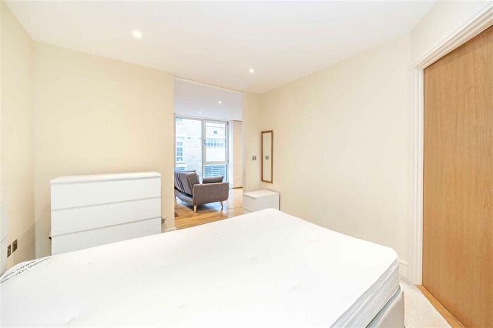 1 Bedroom Flat For Sale In Lett Road, London, SW9