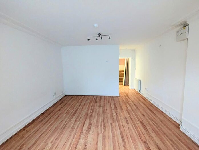 Studio To Rent In Kings Road, Richmond, TW10