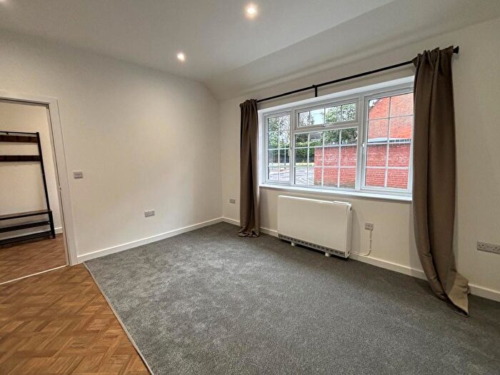 1 Bedroom Flat To Rent In St. Andrews Buildings, High Street, Hamble, Southampton, Hampshire, SO31