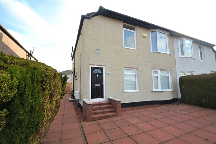 2 Bedroom Flat To Rent In Kingswood Drive, Kings Park, Glasgow, G44