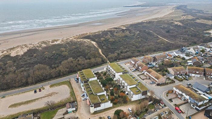 3 Bedroom Terraced House For Sale In Royal William Square, Camber, TN31