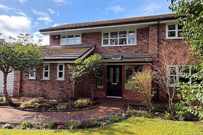 4 Bedroom Detached House For Sale In Copperbeech Close, Northenden, M22