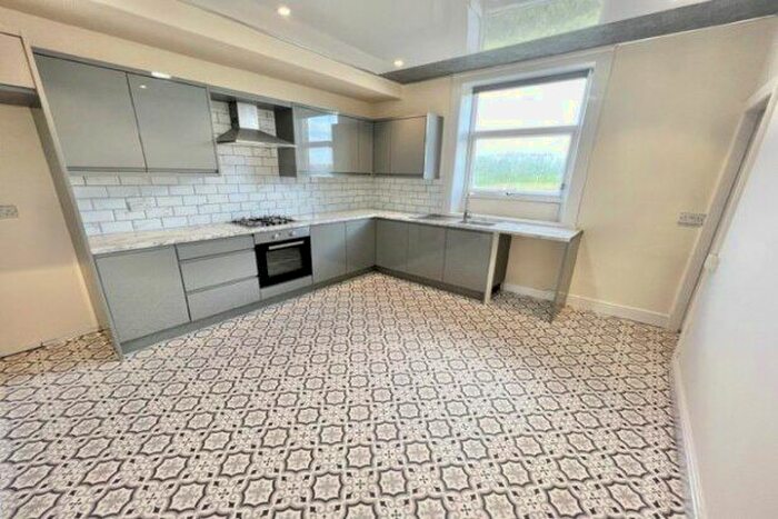 2 Bedroom Terraced House To Rent In Eldroth Road, Halifax, HX1