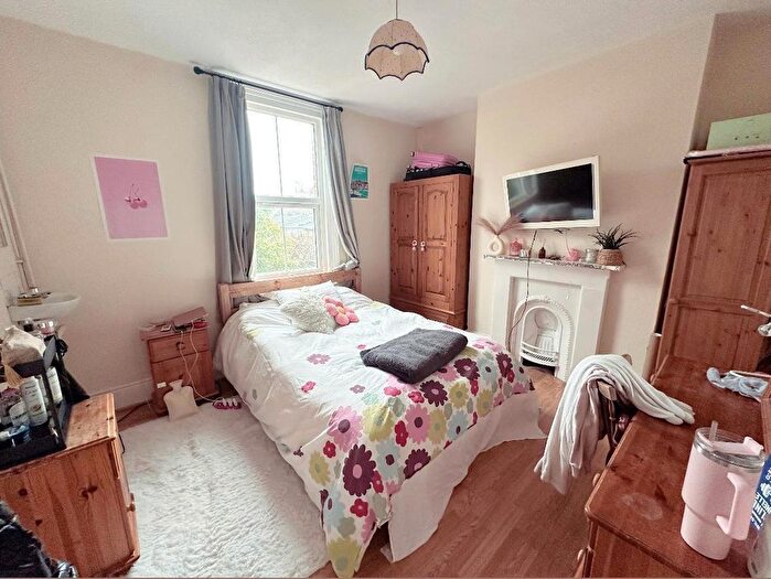 5 Bedroom Property To Rent In St. Clements Street, Oxford, OX4