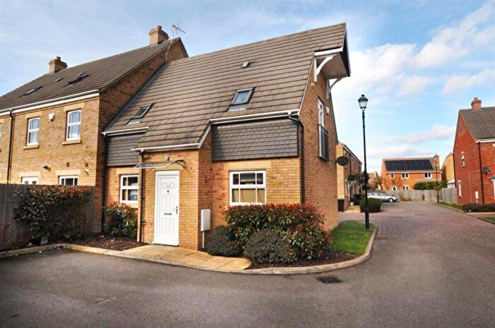 1 Bedroom Apartment To Rent In Weavers Orchard, Arlesey, SG15