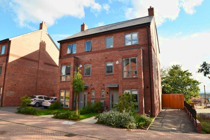 4 Bedroom Town House To Rent In Sandringham Drive Victoria Gardens, Headingley, Leeds, LS6