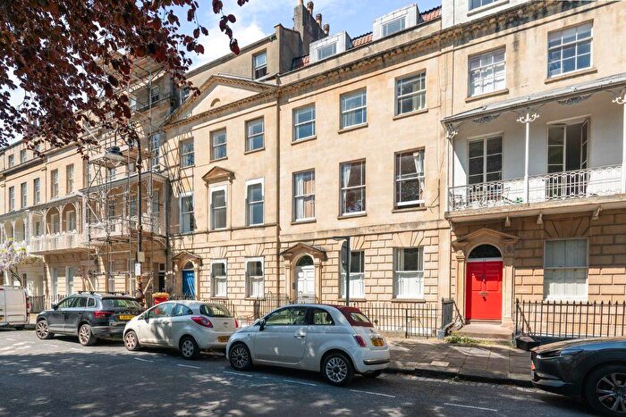 2 Bedroom Flat For Sale In West Mall | Clifton, BS8