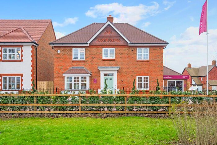 4 Bedroom Detached House For Sale In The Oaks At Willow Fields, Cranleigh, GU6
