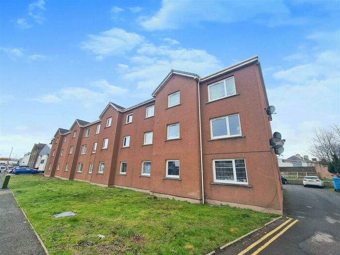 2 Bedroom Flat To Rent In Shore Street, Inverness, IV1