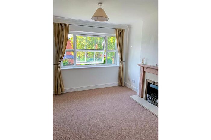2 Bedroom Maisonette To Rent In Lillington Road, Shirley, Solihull, B90