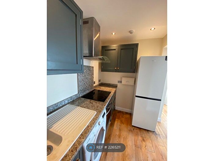 1 Bedroom Flat To Rent In Gloucester Road, Horfield, Bristol, BS7