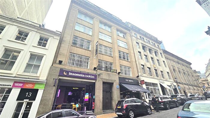 1 Bedroom Flat To Rent In Burne Jones House, - Bennetts Hill, Birmingham, West Midlands, B2