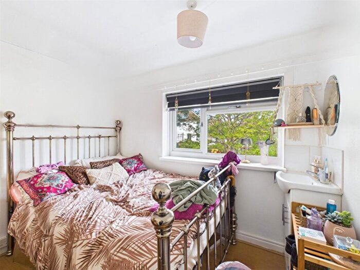 5 Bedroom Semi-Detached House To Rent In Hinton Close, Brighton, East Sussex, BN1