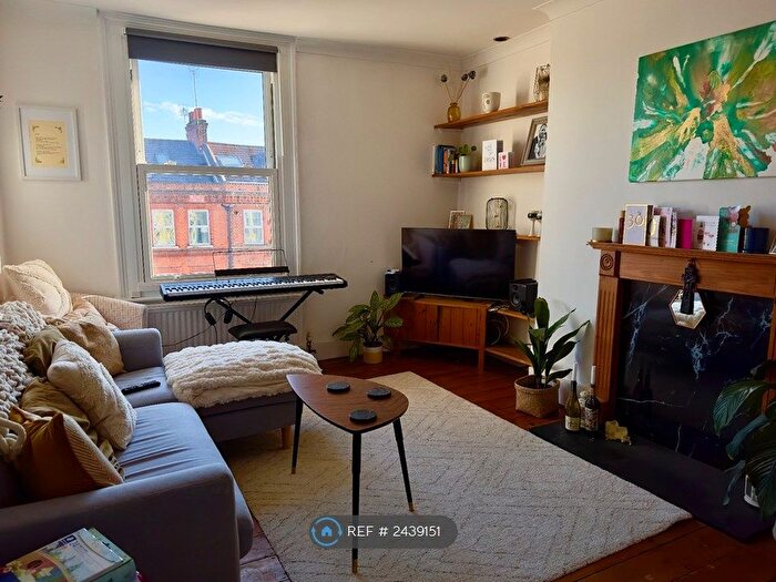 1 Bedroom Flat To Rent In Horn Lane, London, W3