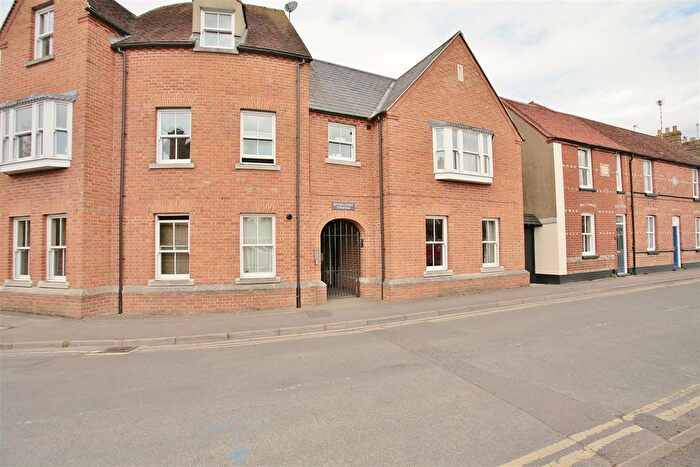 1 Bedroom Flat To Rent In Spyers Court, Wallingford, OX10
