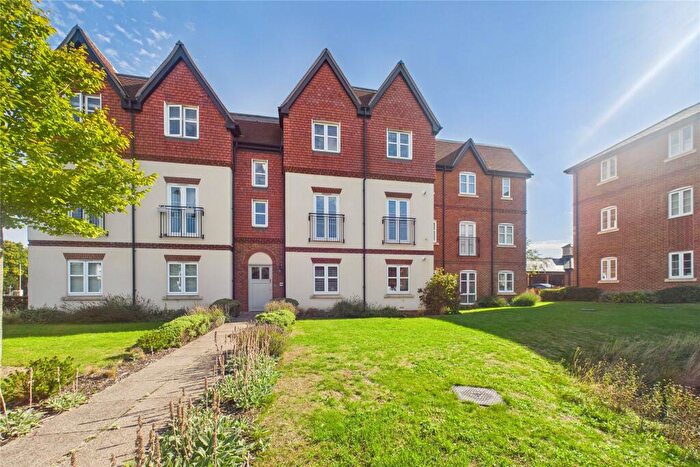 2 Bedroom Apartment For Sale In Ferard Corner, Warfield, Bracknell, Berkshire, RG42