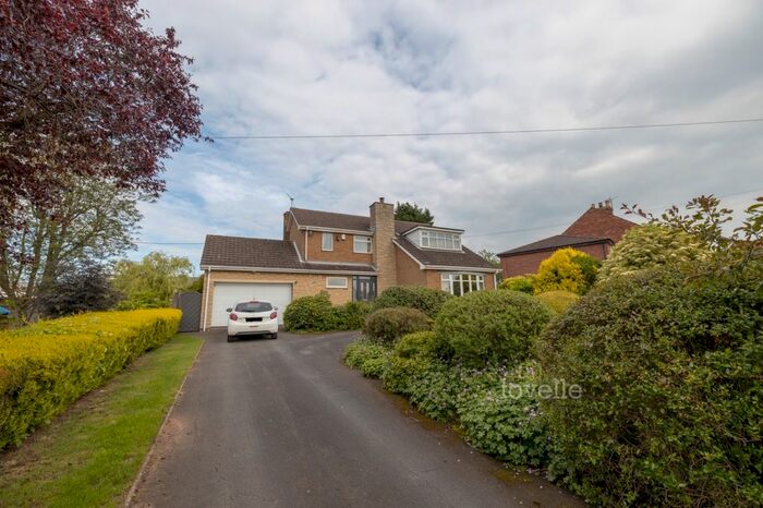 4 Bedroom Detached House For Sale In Morton Road, Laughton, DN21