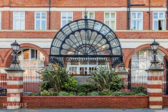 2 Bedroom Flat To Rent In Burlington Mansions, Owls Road, Bournemouth, BH5
