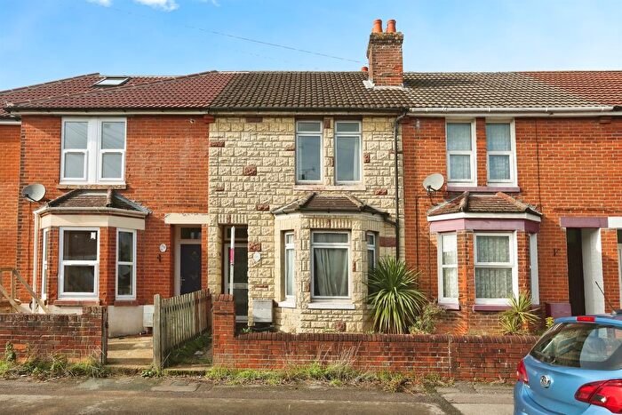 3 Bedroom Terraced House For Sale In Nutbeem Road, Eastleigh, SO50