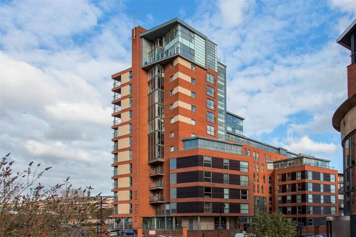 2 Bedroom Flat To Rent In Trinity One, East Street, Leeds, LS9