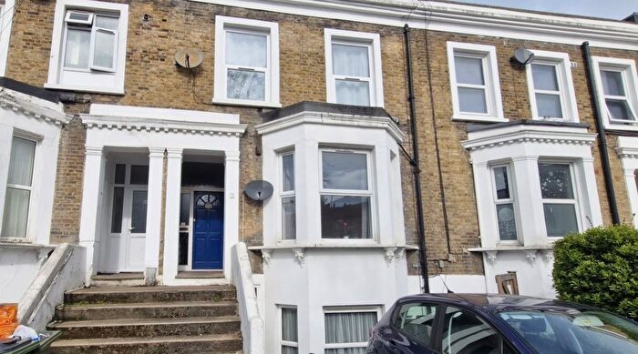 1 Bedroom Flat To Rent In Herbert Road, Plumstead, London, SE18