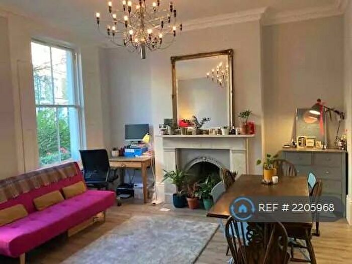 1 Bedroom Flat To Rent In Northchurch Road, London, N1