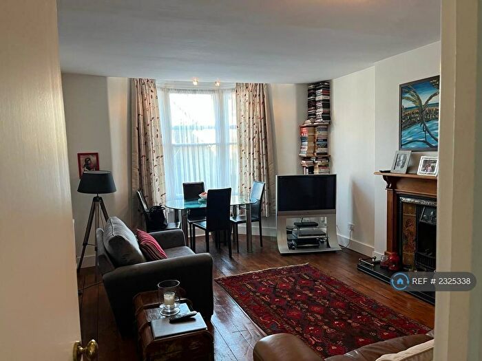 1 Bedroom Flat To Rent In Birdhurst Road, South Croydon, CR2