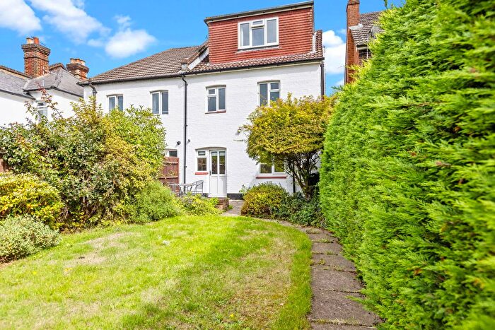 3 Bedroom Semi-Detached House To Rent In Worplesdon Road, Guildford, GU2