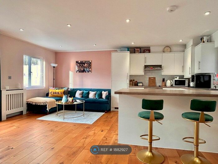 1 Bedroom Flat To Rent In Waterside, Dartford, DA1