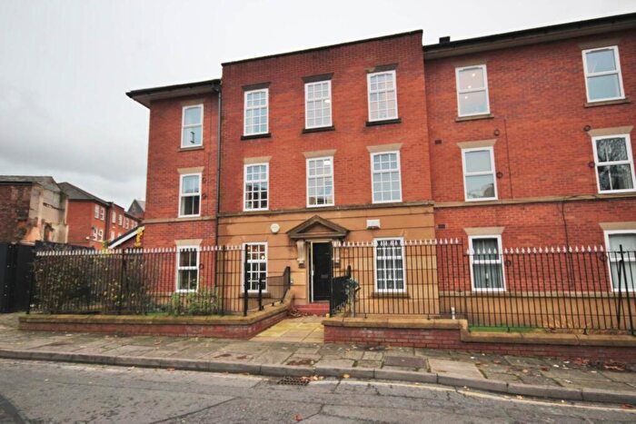 2 Bedroom Apartment For Sale In Woollam Place, Manchester, M3