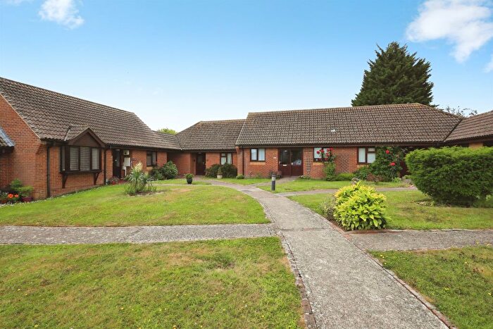2 Bedroom Terraced Bungalow For Sale In The Cedars, Hailsham, BN27