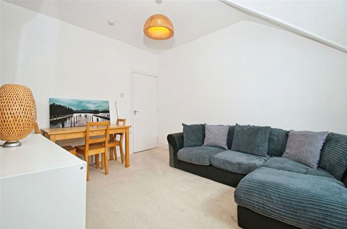 1 Bedroom Flat For Sale In Claude Road, Cardiff, CF24