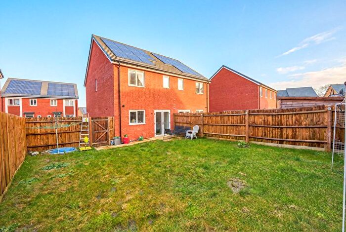 3 Bedroom Semi-Detached House For Sale In Maxwell Road, Locking Parklands - Wide Plot, BS24